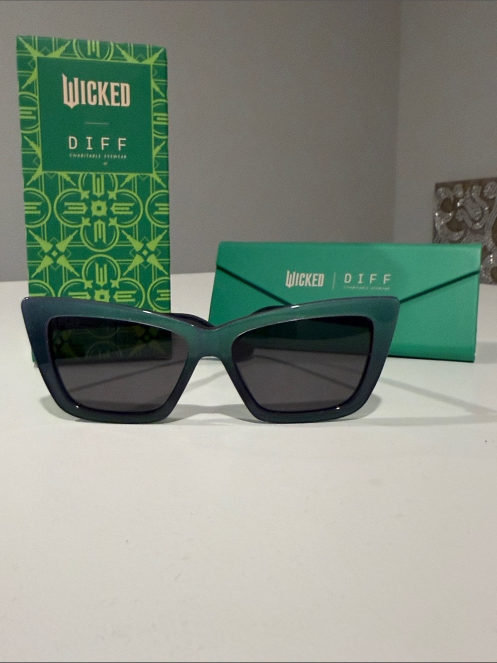 Diff Eyewear Elphaba Emerald
